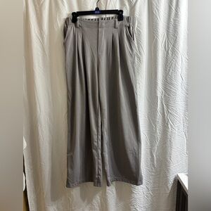 Halara Wide Leg Trousers. Size Large Tall. 30” Inseam.